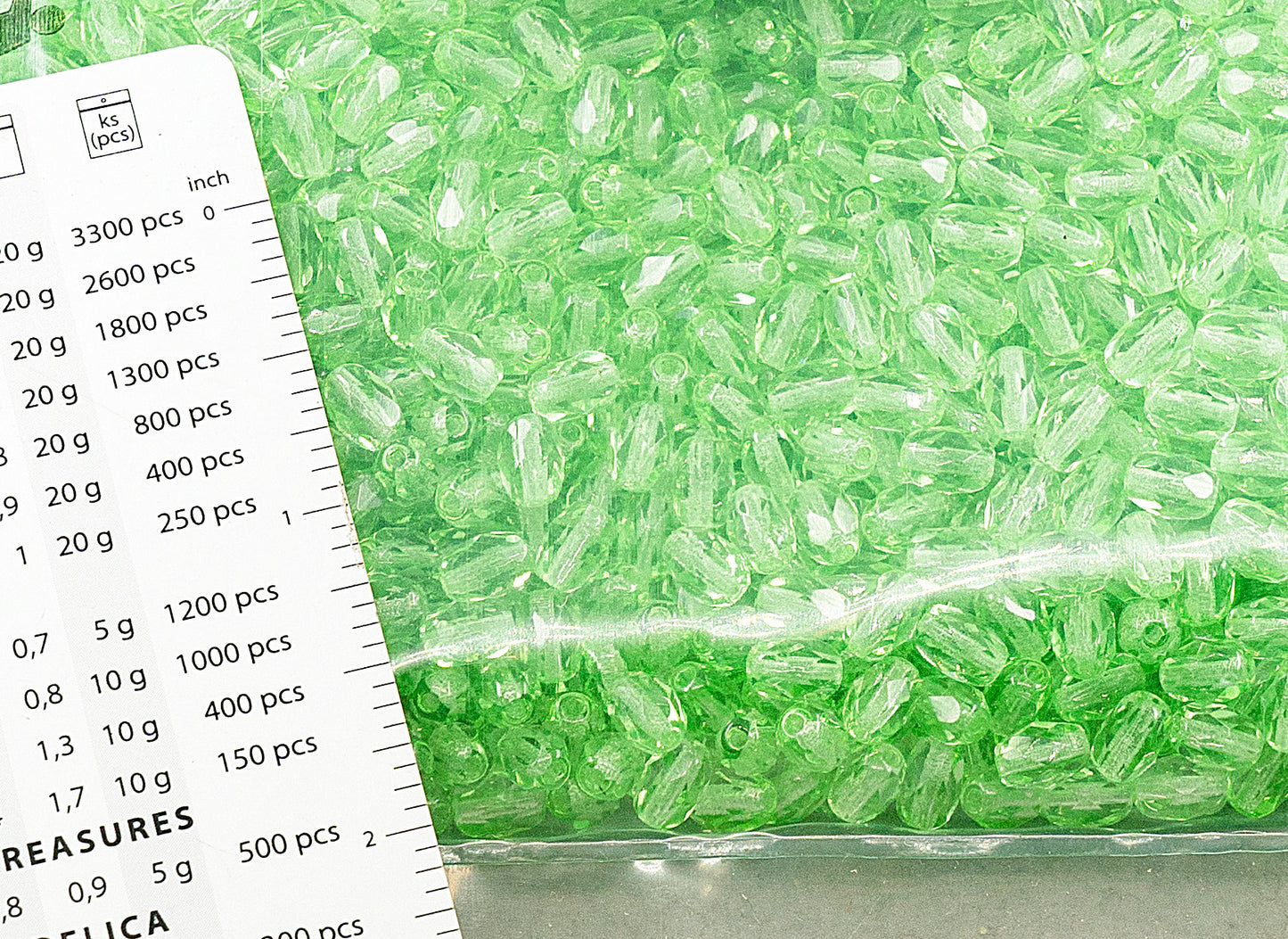 アウトレット 250g ファセット加工 ファイアポリッシュ オーバルビーズ オリーブ 7 x 5 mm 透明グリーン (50500) ガラス チェコ共和国