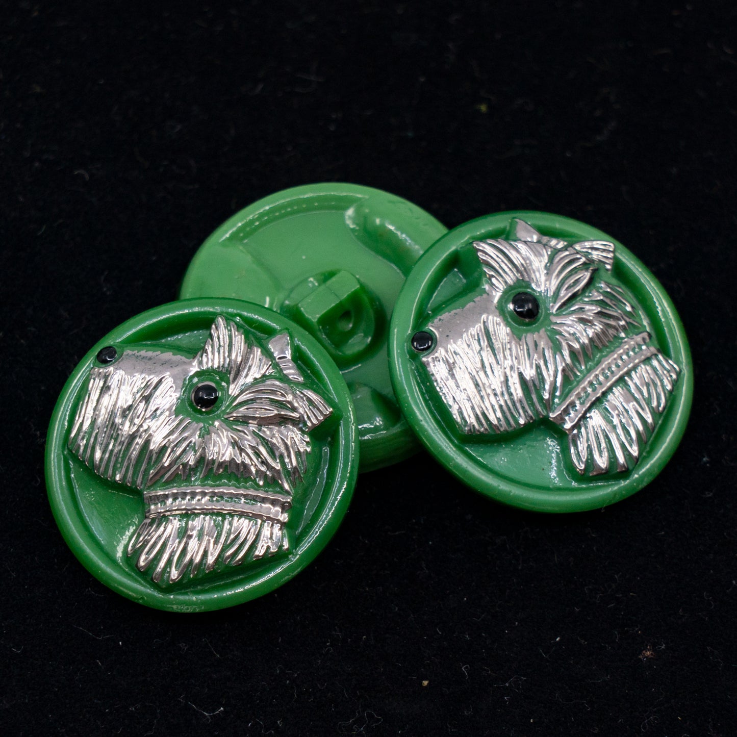 OUTLET 1 pcs Handmeade Buttons, s10 x 22 mm, Green Dog Silver (reen-dog-silver), Glass, Czech Republic
