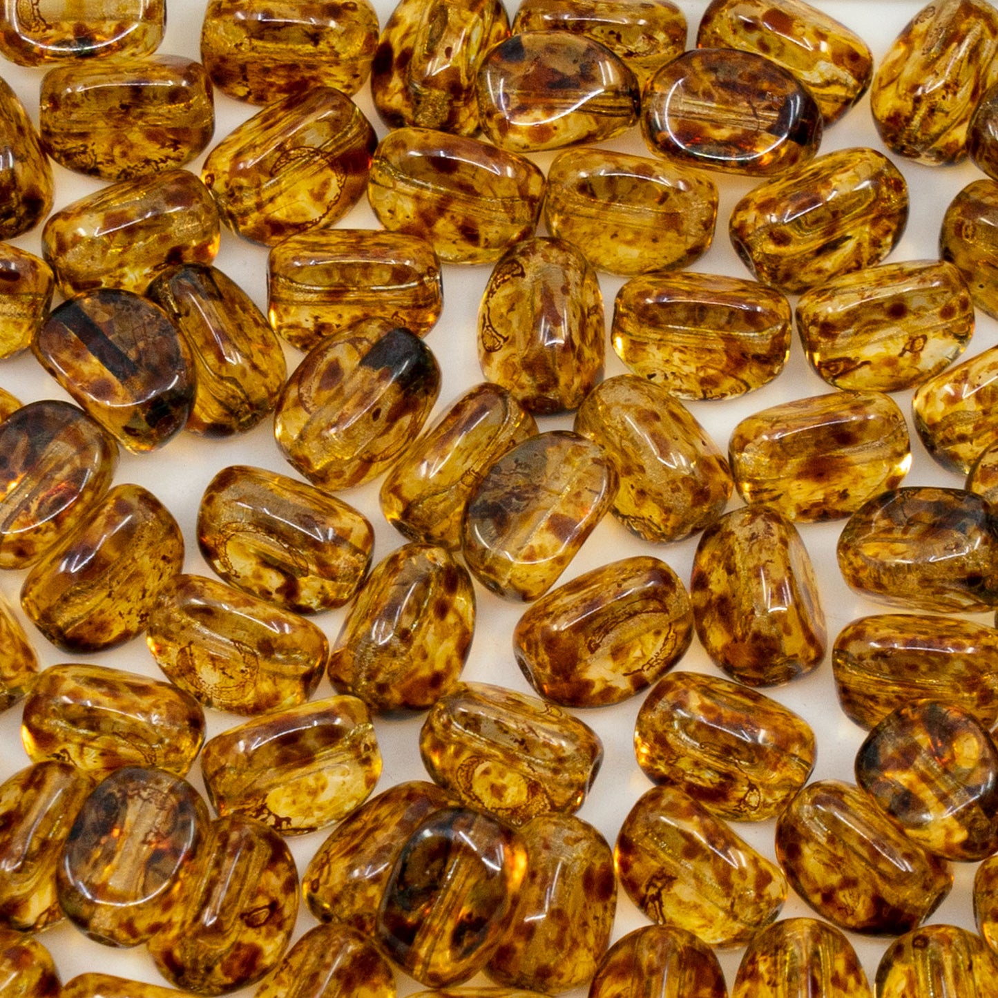 OUTLET 50克 三面椭圆珠,9 x 7毫米,水晶洞石(00030-86800),玻璃,捷克共和国