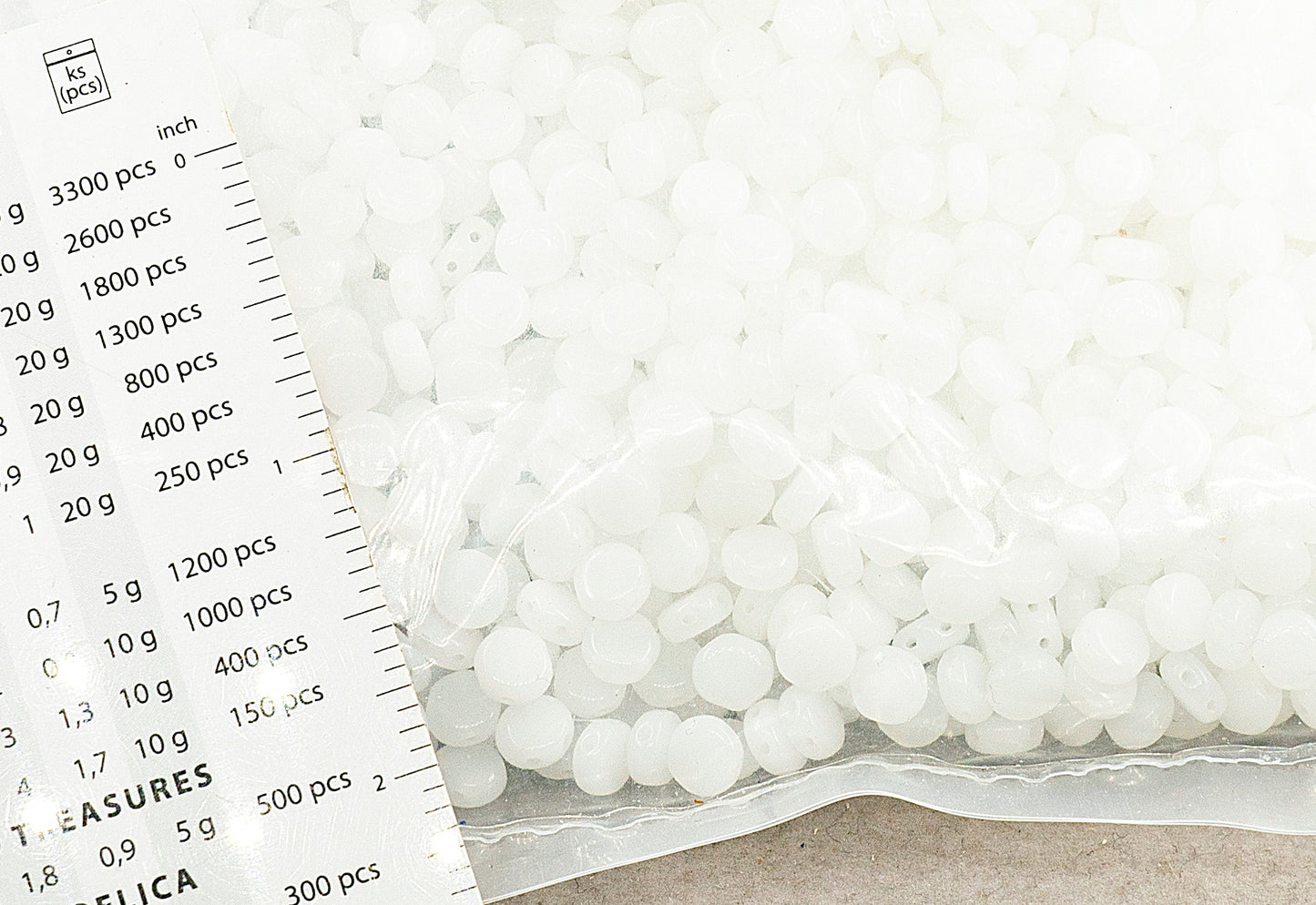 アウトレット 250g ラウンドプレスドドラックビーズ、6 x 6 mm、ホワイトオパール(02020-)、ガラス、チェコ共和国