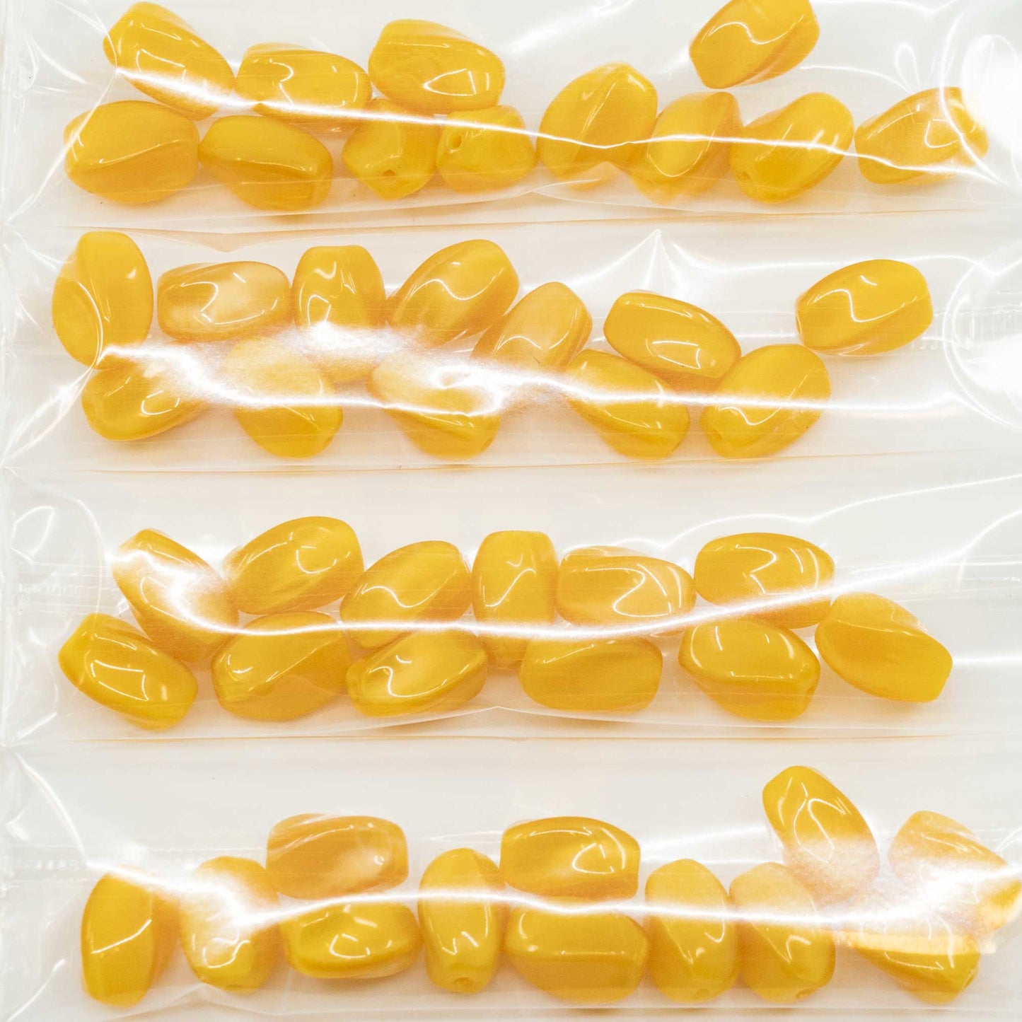OUTLET 10 克旋转剥皮椭圆形珠子,12 x 7 毫米,丝滑黄色 (84040),玻璃,捷克共和国