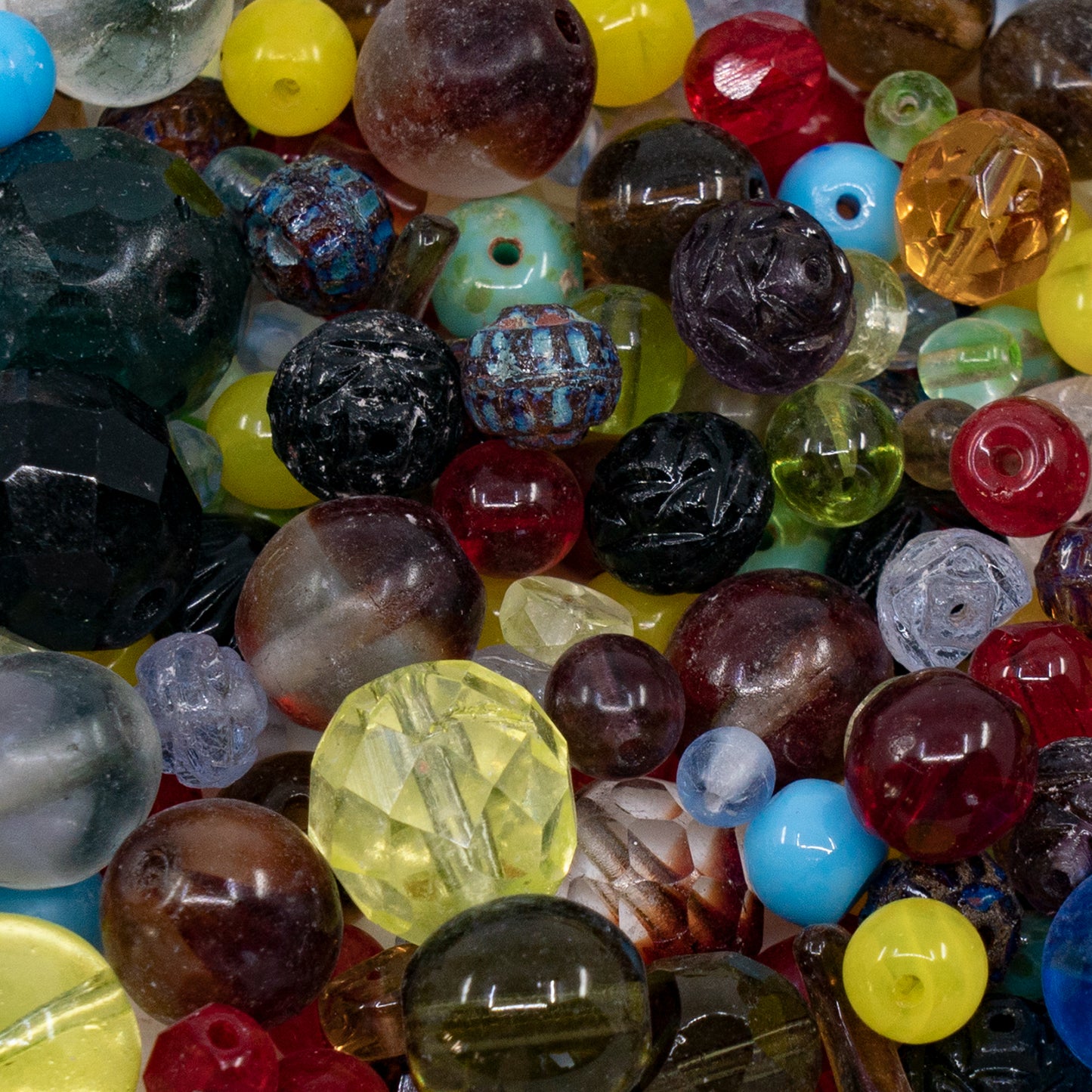 OUTLET 250g/50g Random Mixed Beads, size mix, Low Quality (II grade, with broken beads) (Q-QUALITY), Glass, Czech Republic