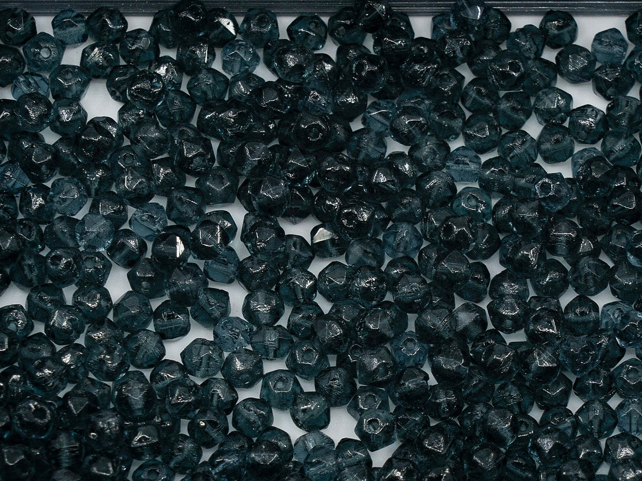 アウトレット プレスビーズ、mm、ガラス、チェコ共和国