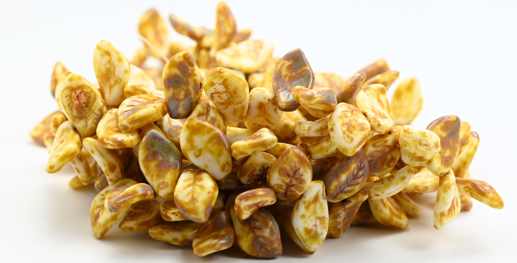 アウトレット 10グラム ウェーブリーフビーズ、9 x 14 mm、ホワイトトラバーチン(02010-86800)、ガラス、チェコ共和国