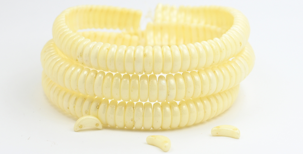 三日月2穴ビーズ、ホワイトラスターブラウンフルコーティング(02010-14413)、ガラス、チェコ共和国