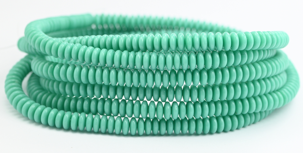 フラットラウンドホイールプレスガラスビーズ、ターコイズ(63130)、ガラス、チェコ共和国