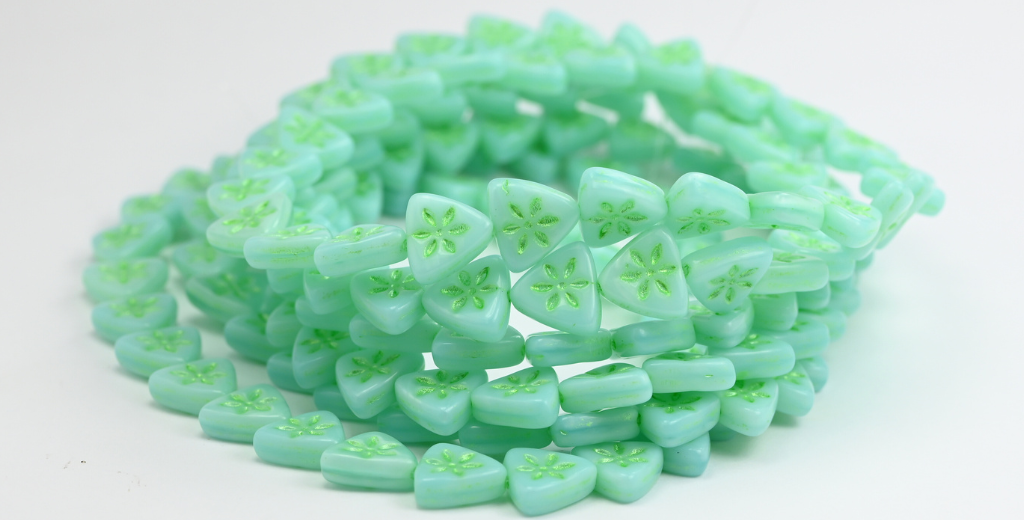 三角形扁平花形压制玻璃珠,蛋白石水绿色 (61100-43813),玻璃,捷克共和国