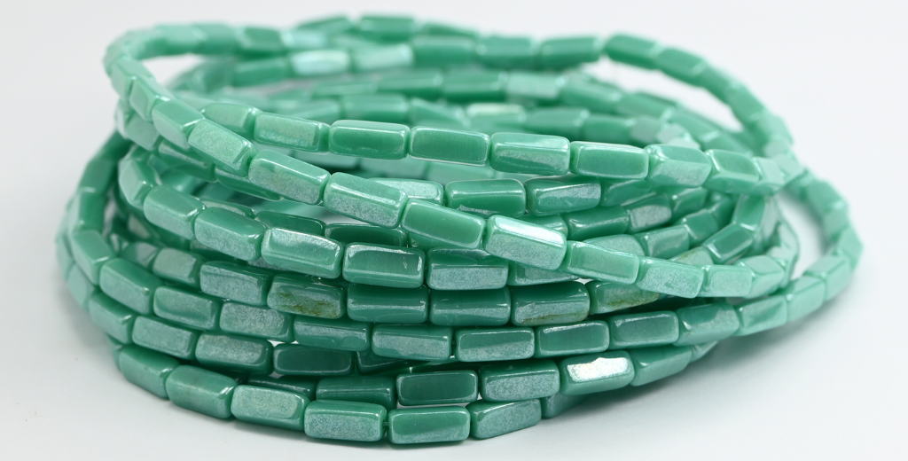 長方形のプレスガラスビーズ、ターコイズヘマタイト(63130-14400)、ガラス、チェコ共和国