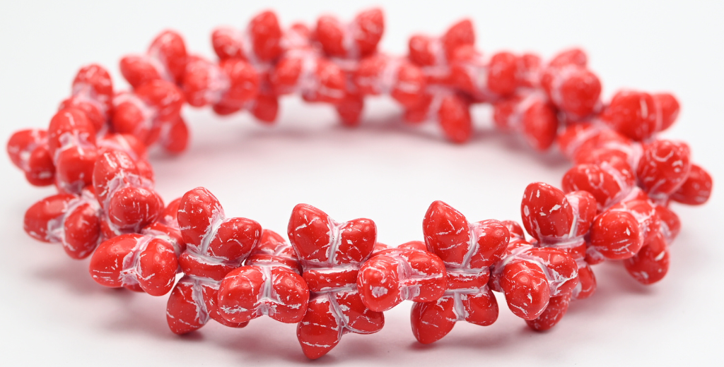 シンプルな蝶のプレスガラスビーズ、不透明レッドホワイトライン(93200-46401)、ガラス、チェコ共和国~STRANDED