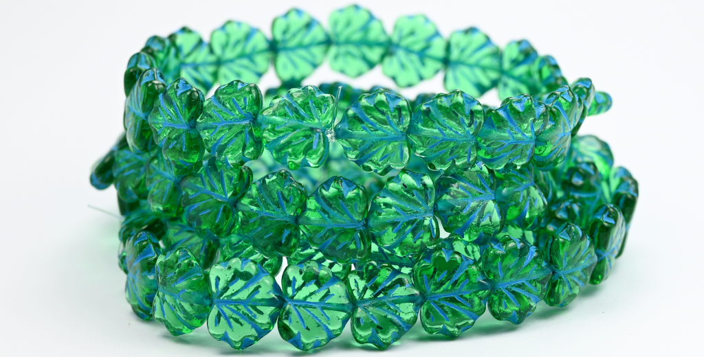 枫叶珠,透明绿浅蓝内衬 (50800-46460),玻璃,捷克共和国 ~ STRANDED