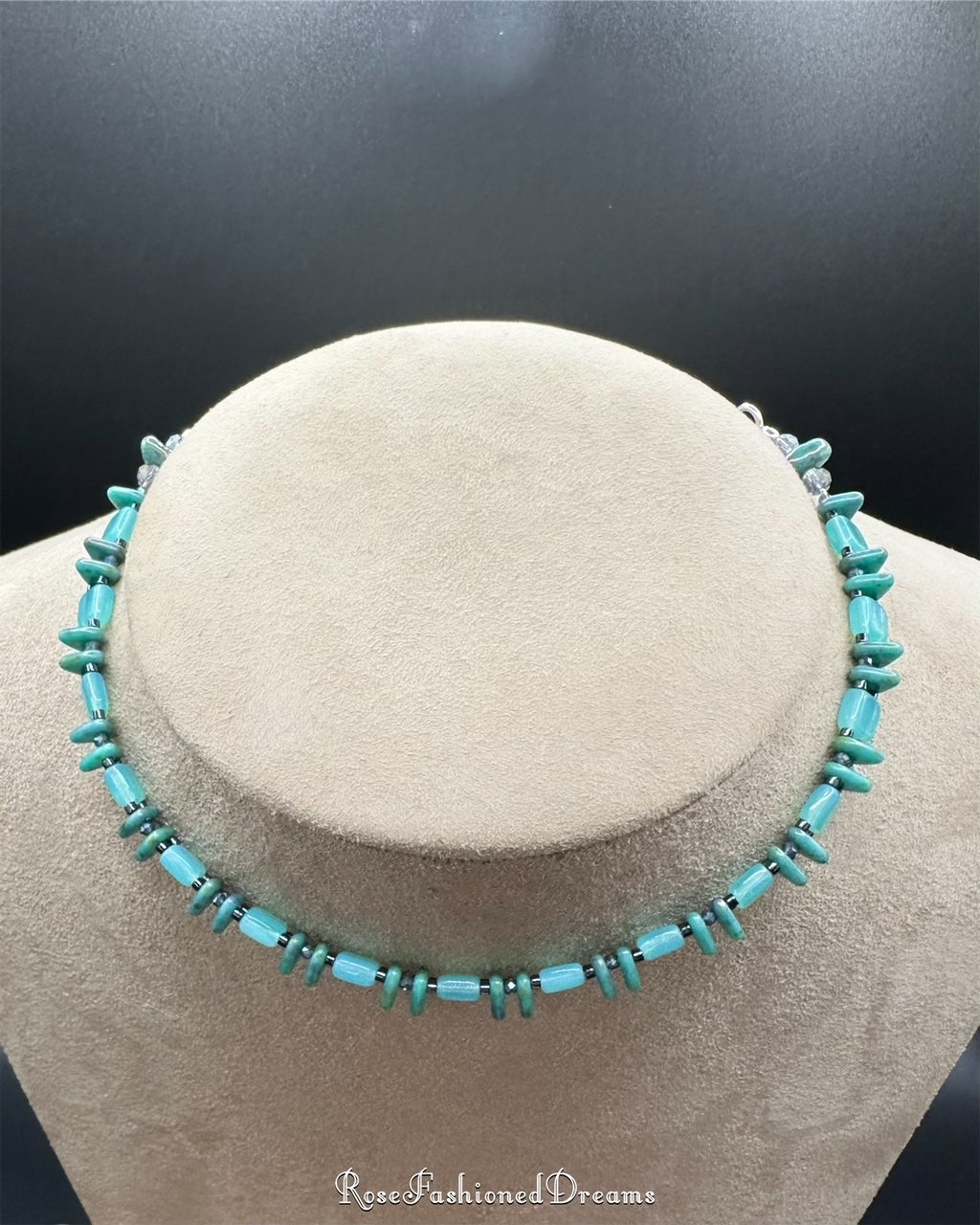 独特的捷克波西米亚玻璃压珠、Rocailles、不透明绿松石绿铜水晶银、哑光和光泽的混合,手工制作 BCV