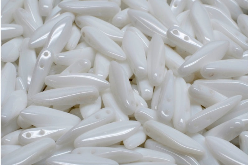 2穴ダガービーズ、チョークホワイト(03000)、ガラス、チェコ共和国