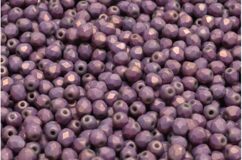 ファセット加工ラウンドビーズ、チョークホワイトマットパープル(03000-84100-15726)、ボヘミアクリスタルガラス、チェコ共和国