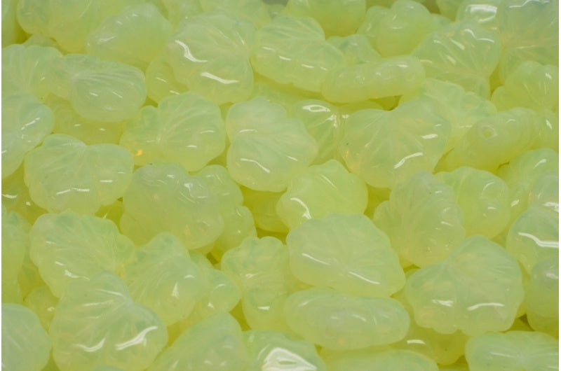 Maple Leaf Beads, 81000 (81000), Glass, Czech Republic