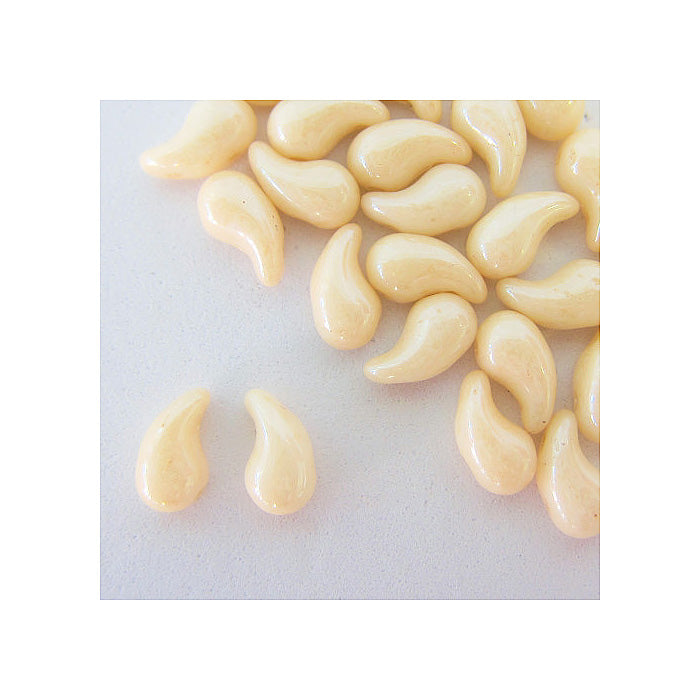 ZoliDuo Czech 2-hole glass beads Cream Glass Czech Republic