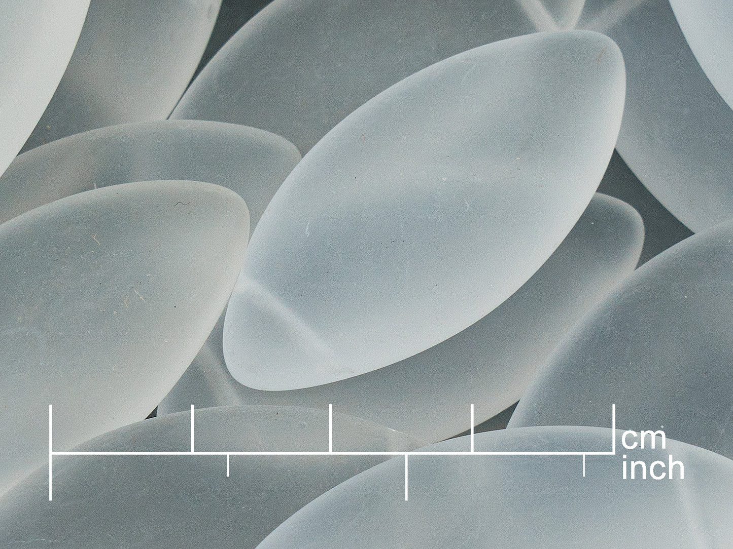 OUTLET 250g Pressed Czech Glass Beads, 18 x 38 mm, Crystal Matte (111-30521-18x38-00030-84110)