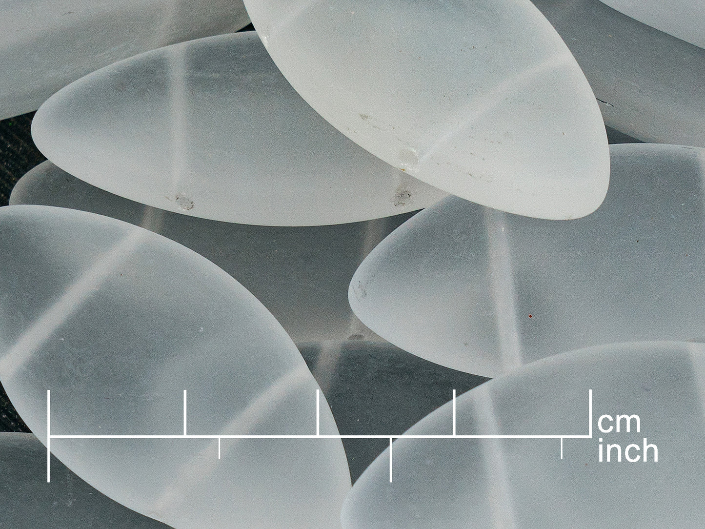 OUTLET 250g Pressed Czech Glass Beads, 18 x 38 mm, Crystal Matte (111-30522-18x38-00030-84110)
