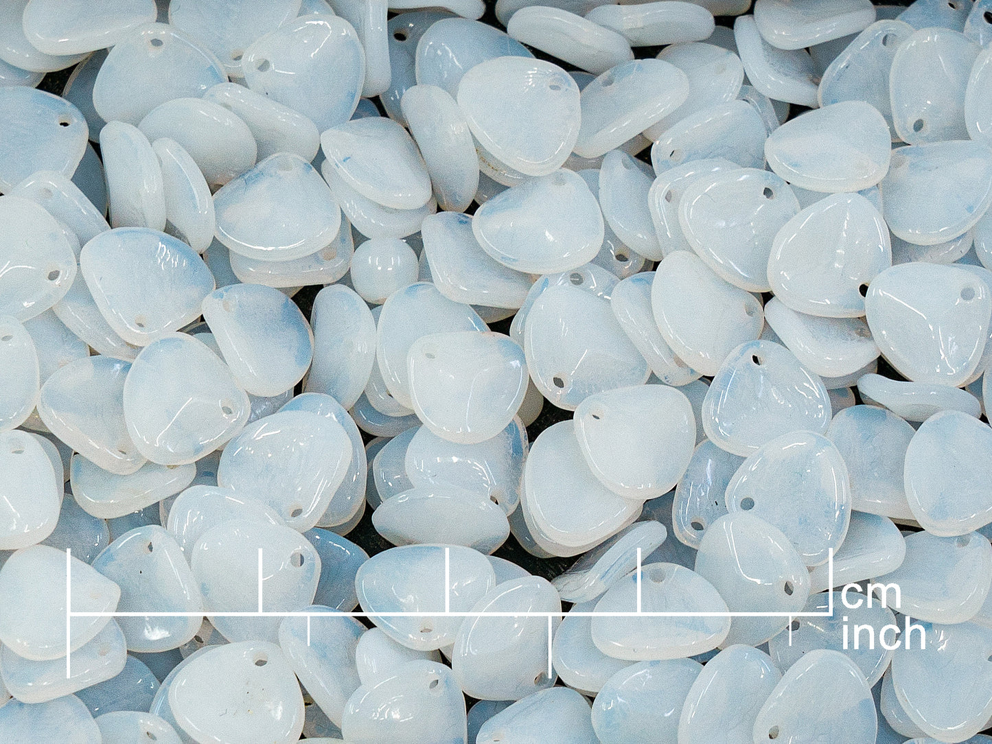 The first & the biggest bead outlet online since 2023 - huge selection, different colors, various shapes and sizes