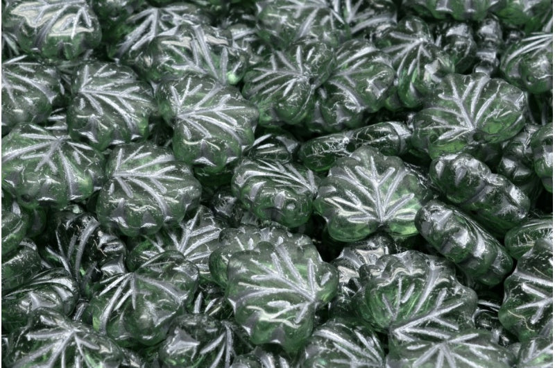 メープルリーフビーズ、透明グリーン、シルバーライン(50500-54301)、ガラス、チェコ共和国