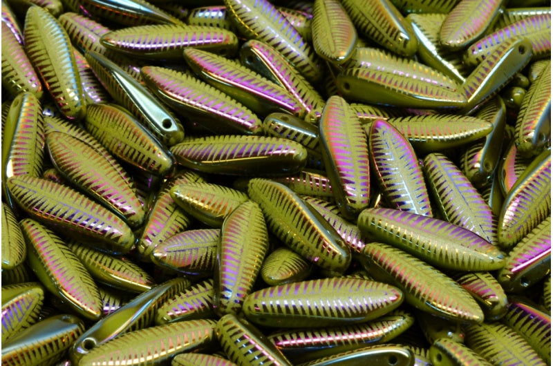 ダガービーズ、不透明グリーンスリペリットフル(2Xサイド)LF(53410-29503-LF)、ガラス、チェコ共和国