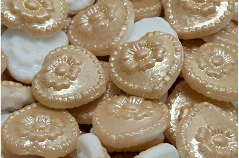 ハートビーズとバラ、ホワイト 23501 (02010-23501)、ガラス、チェコ共和国