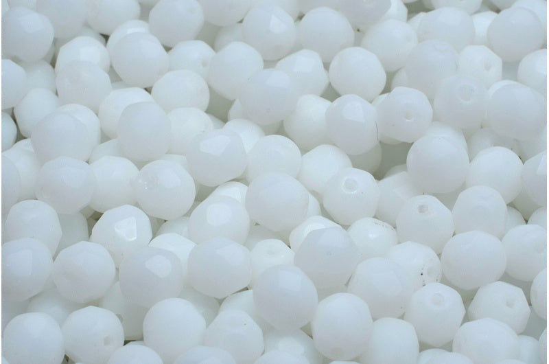 ファセット加工ラウンドビーズ、チョークホワイトマット(03000-84100)、ボヘミアクリスタルガラス、チェコ共和国