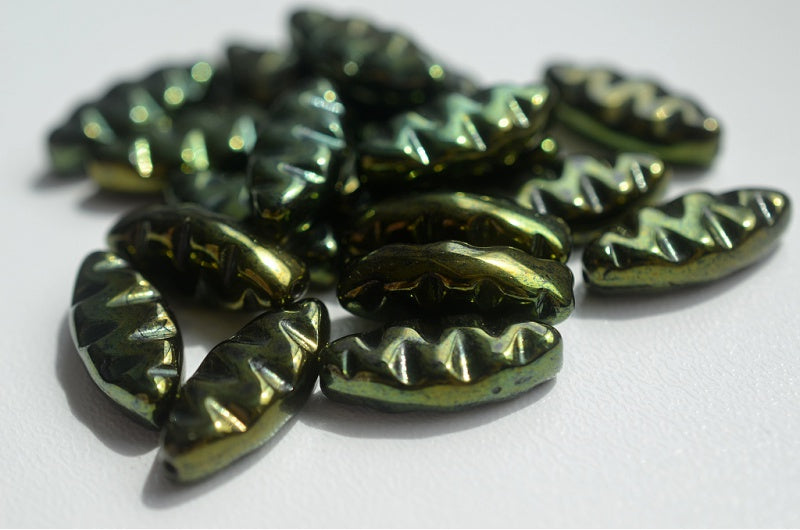 船舶设计的珠子,黑色光泽红色全涂层 (23980-14495),玻璃,捷克共和国