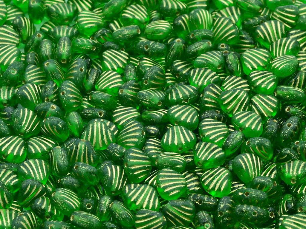 Flat Shell Beads 8 x 7 mm, Transparent Green Matte Gold Lined (50130-84110-54202)