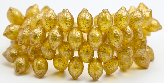 柠檬水果压制玻璃珠，透明黄金飞溅 (80040-86720)，玻璃，捷克共和国 ~ STRANDED