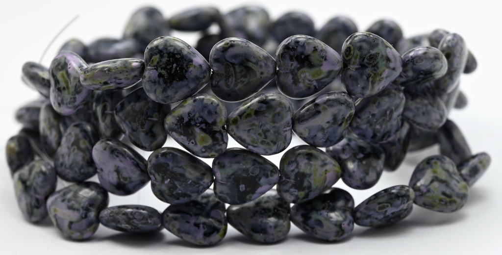 心形压制玻璃珠，黑色洞石冷紫色斑点（12-23980-86-33305），玻璃，捷克共和国 ~ 串珠