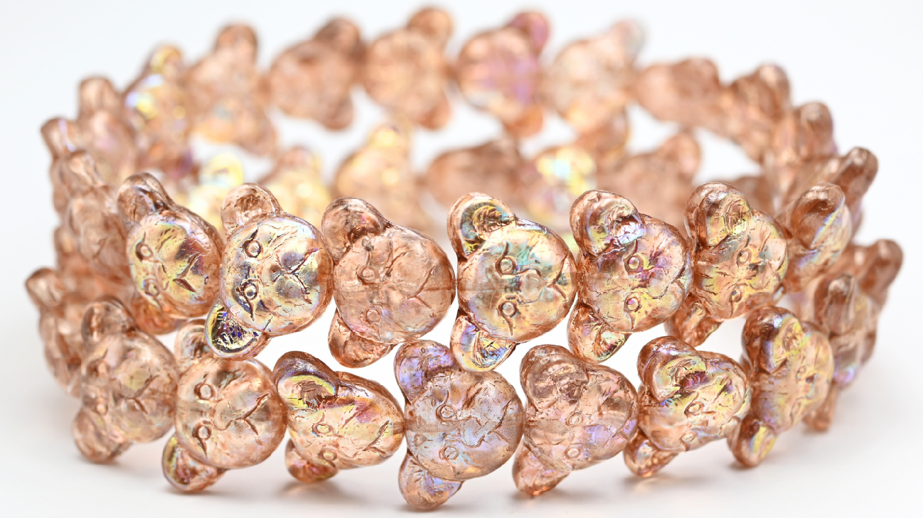 伤心熊口鼻珠，水晶粉米色AB (1419-00030-34303-AB)，玻璃，捷克共和国 ~ STRANDED