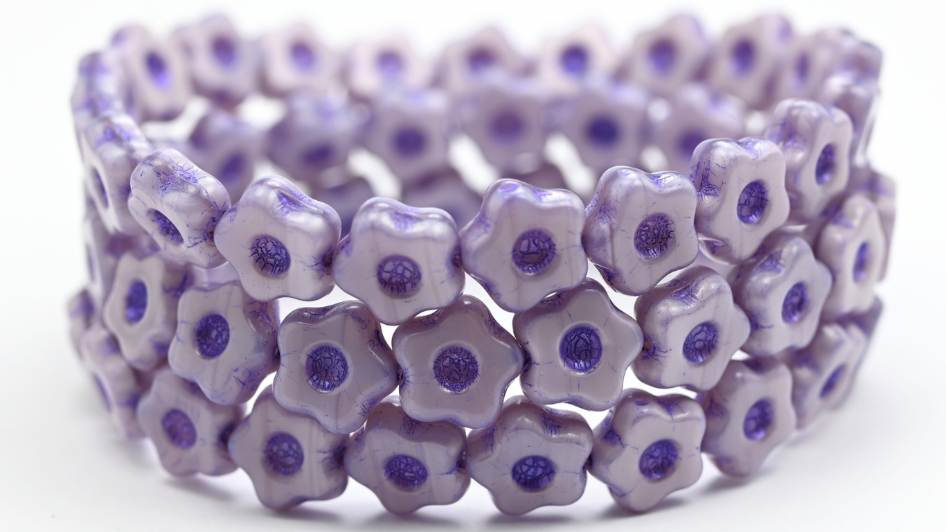 Simple Flower Pressed Glass Beads, Silky Lavender 43810 (21350-43810), Glass, Czech Republic ~ STRANDED