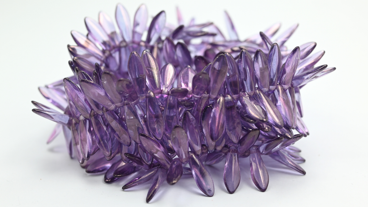 Dagger Pressed Glass Beads, Crystal Luster Lila (516-00030-14494), Glass, Czech Republic ~ STRANDED
