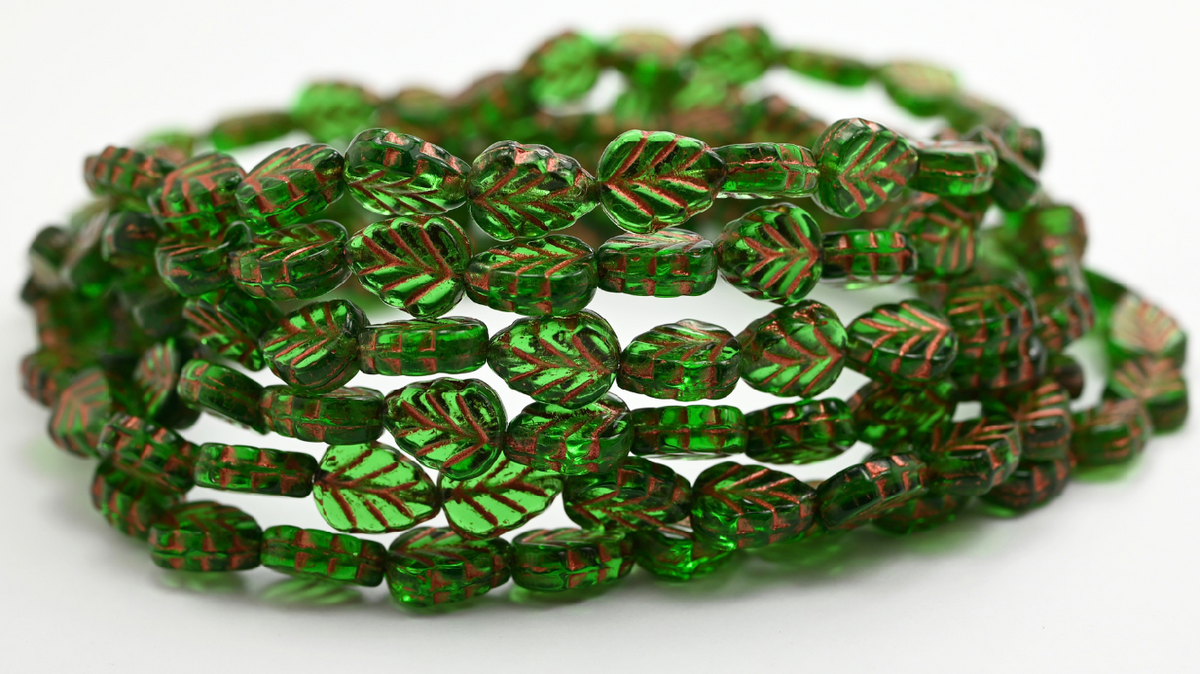 Mint Leaf Beads, Emerald Green Copper Lined (108-50120-55307), Glass, Czech Republic ~ STRANDED