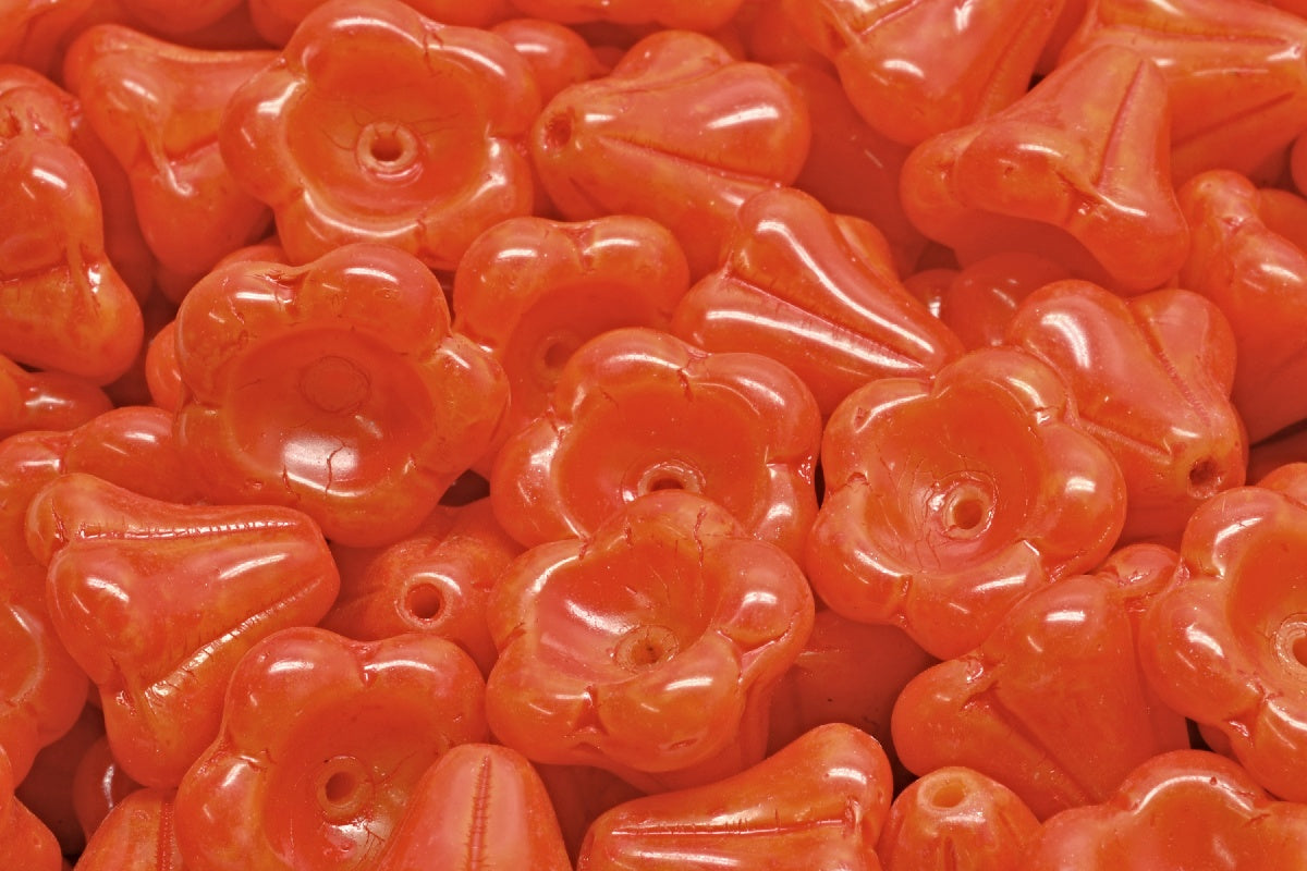 OUTLET 10 grams Bell Flower Beads, 11 x 13 mm, 81250 Beige Orange Spotted (81250-33307), Glass, Czech Republic