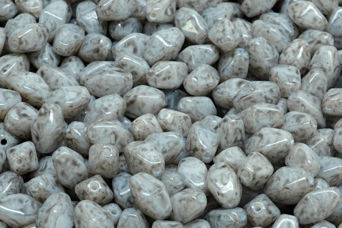 OUTLET 10 grams Olive Oval Pressed Glass Beads With Edges, 8 x 6 mm, White Opal 34312 (02020-34312), Glass, Czech Republic