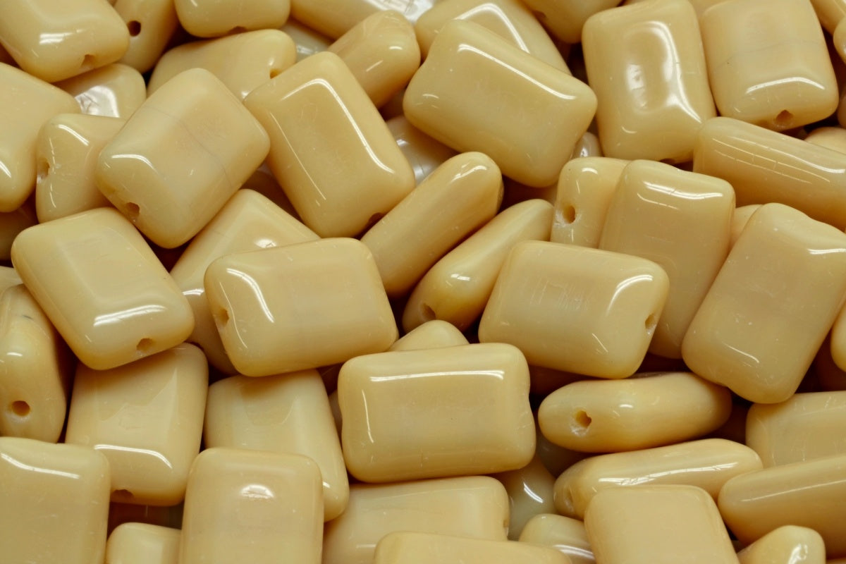 OUTLET 10 grams Flat Rectangle Beads, 12 x 8 mm, Beige (13020), Glass, Czech Republic