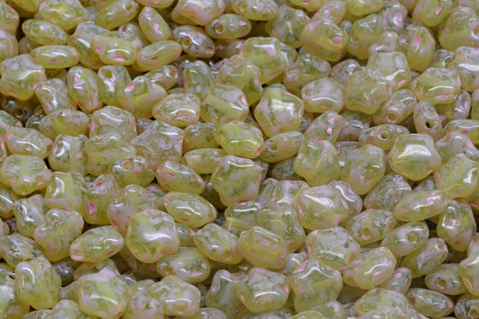 OUTLET 10 grams Flat Star Beads, 6 x 6 mm, Transparent Green Warm Purple Spotted (50220-33304), Glass, Czech Republic