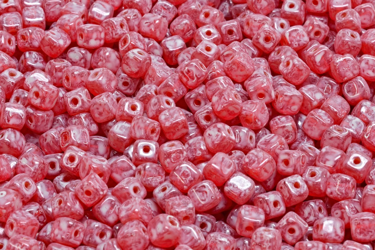 Cube Beads, Ruby Red Beige Spotted (90080-33312), Glass, Czech Republic