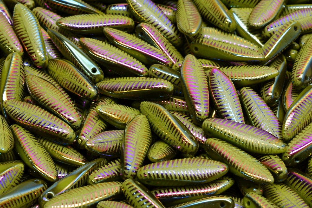 OUTLET 10 grams Dagger Beads, 5 x 16 mm, Opaque Green Sliperit Full (2X Side) L F (53410-29503-L-F), Glass, Czech Republic