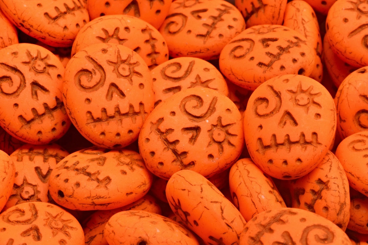 OUTLET 10 grams Woodoo Funny Face Beads, 16 x 13 mm, White Orange Black Lined (02010-25122-46441), Glass, Czech Republic
