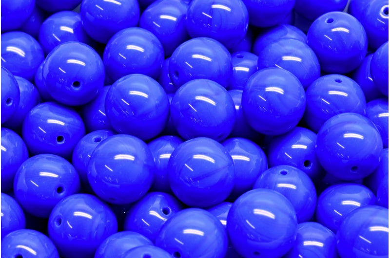 Round Druck Beads, Opaque Blue (33050), Glass, Czech Republic