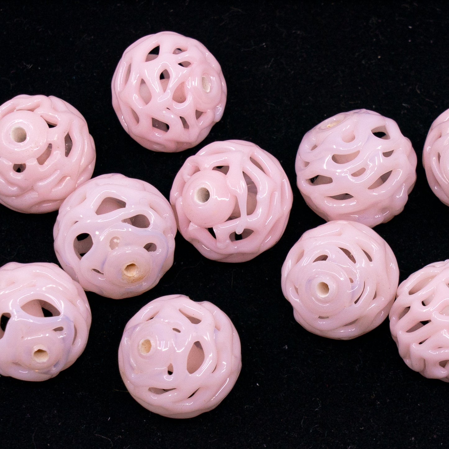 VINTAGE OUTLET 1 pc Lampwork LACE Handmade Round Beads, 13 x 13 mm, Pale Pink, Glass, Czech Republic, Antique Beads