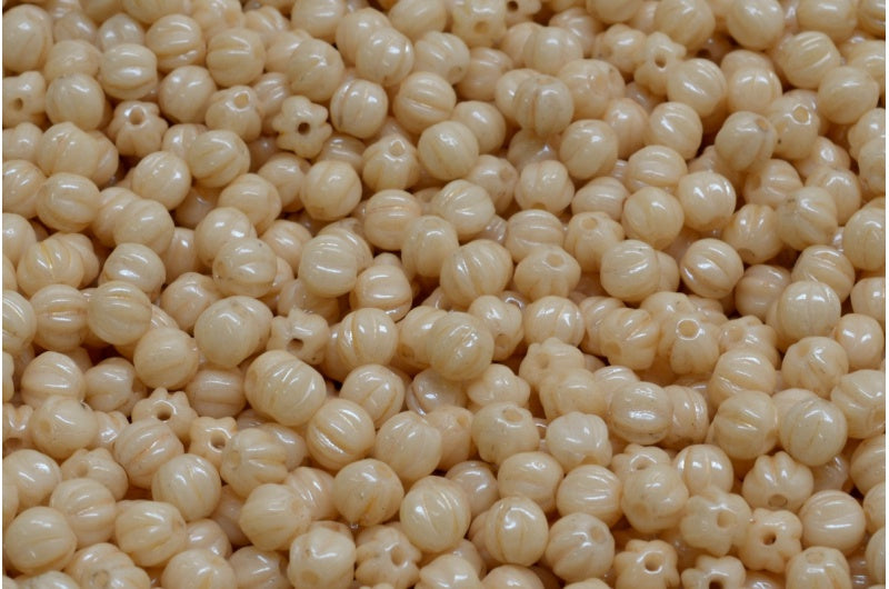 瓜形珠，白色光泽棕色全涂层（02010-14413），玻璃，捷克共和国