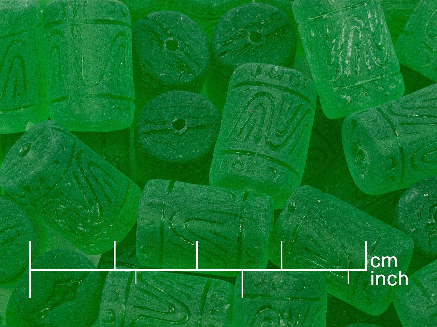 OUTLET 10 grams Pressed Beads, green (), Glass, Czech Republic