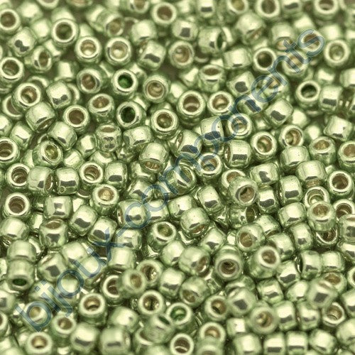 TOHO Round Seed Beads Rocailles, Permanent Finish Galvanized Sea Foam (# Pf560), Glass, Japan