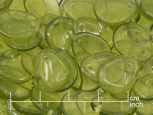 OUTLET 250g Magnolia Petal, 17 x 13 mm, Transparent Green (111-00075-17x13-50316)