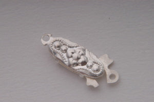 Automatic Clasp – Clover (18 mm)