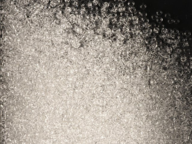 1 kg Preciosa Ornela Bugles、丸穴、丸い表面、ルース、クリスタル (00050)、ガラス、チェコ共和国、アウトレット