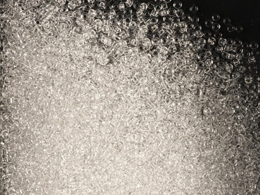 1 kg Preciosa Ornela Bugles、丸穴、丸い表面、ルース、クリスタル (00050)、ガラス、チェコ共和国、アウトレット